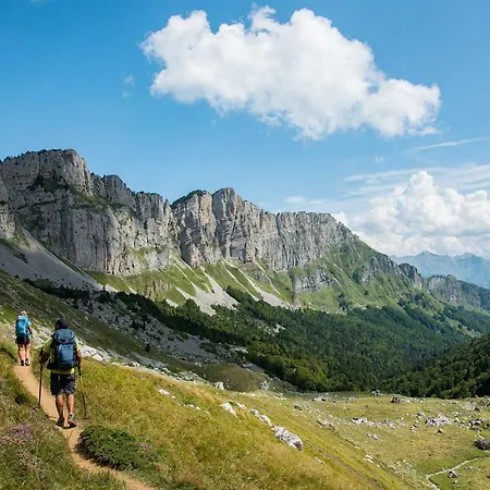 Maison De Vacance La Cavaliere Дом отдыха *